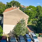 Chill Apartment